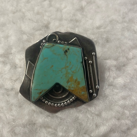 Vintage Native American Turquoise Earrings - Picture 2 of 12